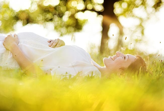 Enjoy the weather safely during pregnancy